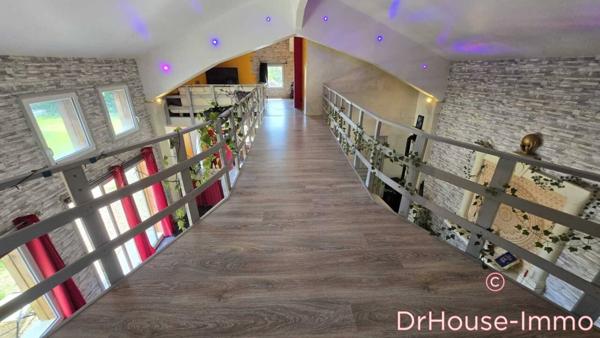 Maison à vendre 6 pièces de 141 m²