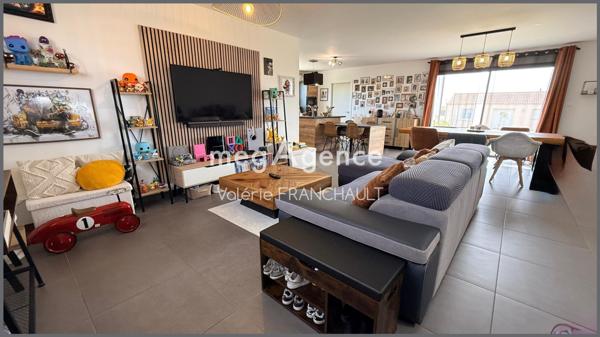 Maison à SAINTE-GEMME-LA-PLAINE, 85400 - 5 pièces 108m²