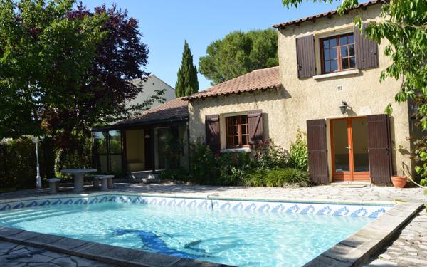 Maison à vendre    5 pièces • 102 m2 Pujaut