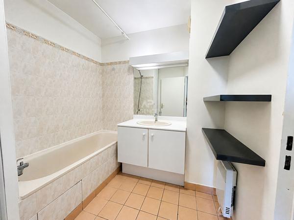 Appartement Meulan En Yvelines 2 pièce(s) 50.43 m2 149 000 € - Référence  1824
