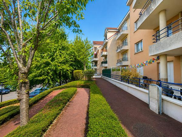 Appartement Meulan En Yvelines 2 pièce(s) 50.43 m2 149 000 € - Référence  1824