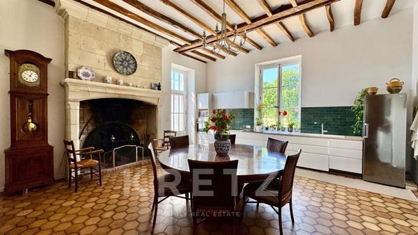 Chateau XIX au coeur d'un parc de 30 hectares