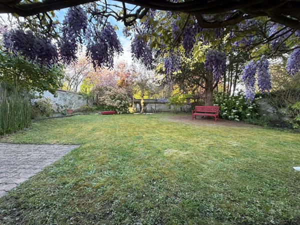 Maison Bourgeoise de Grand Standing à Vendre à Meaux - Réf ADS2449