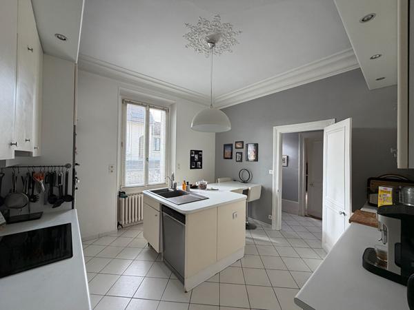Maison Bourgeoise de Grand Standing à Vendre à Meaux - Réf ADS2449