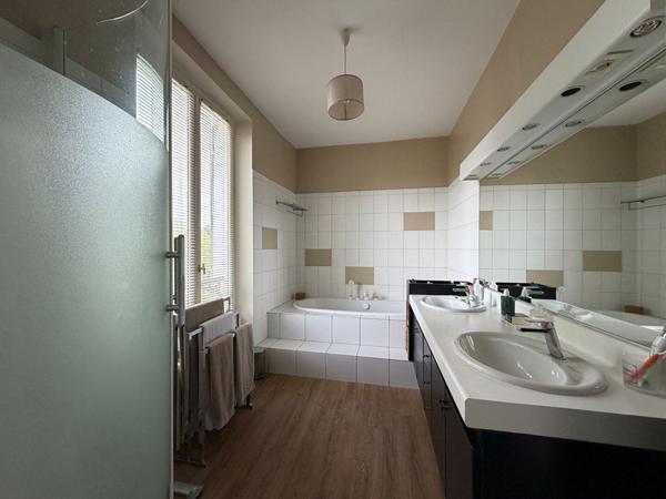 Maison Bourgeoise de Grand Standing à Vendre à Meaux - Réf ADS2449