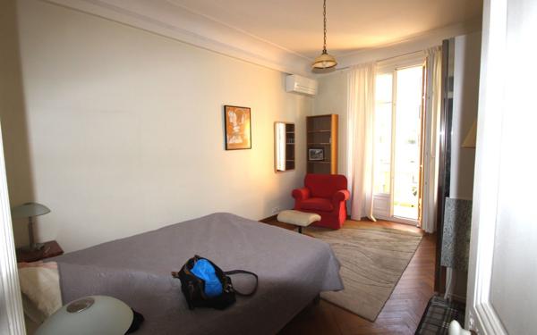 Appartement à vendre    3 pièces • 85 m2 Nice