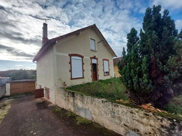 Maison à vendre |  Saint-Amand-Montrond |  5 pièces | 105 m²