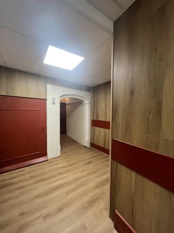 Vente                                                      Appartement
                        
                     3 pièces                      67 m2                     à Nevers