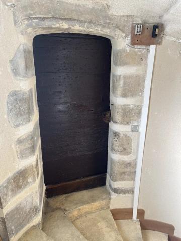 Vente                                                      Appartement
                        
                     3 pièces                      67 m2                     à Nevers
