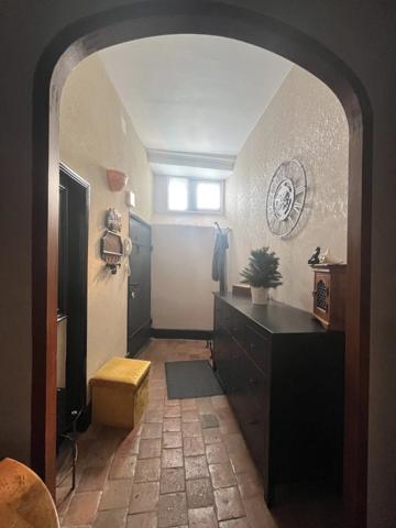 Vente                                                      Appartement
                        
                     3 pièces                      67 m2                     à Nevers
