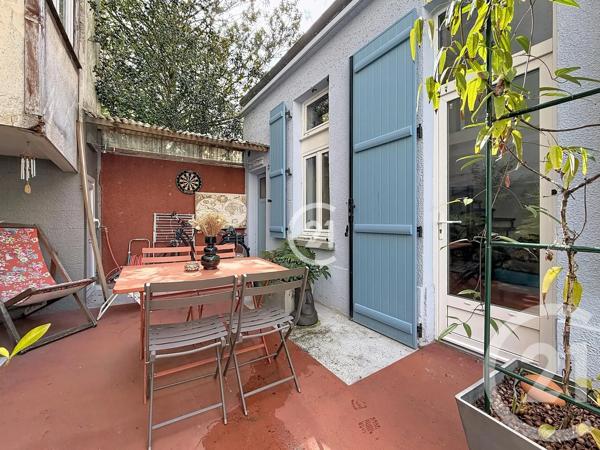 Maison à vendre  3 pièces - 55 m 2   MONTREUIL  - 93
