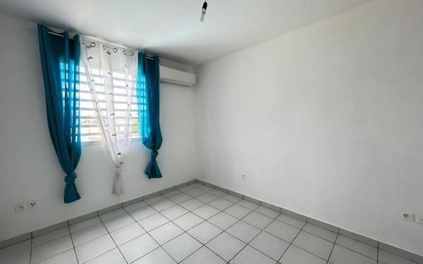 Appartement à vendre    3 pièces • 59,16 m2 Saint-François