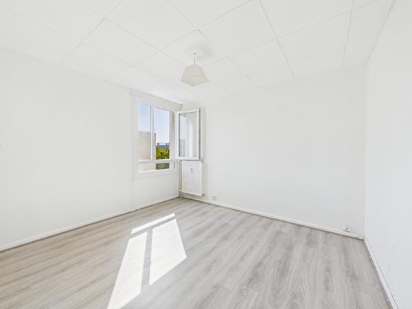 Appartement rénové Valence T3 de 57 m2 avec balcon et cave