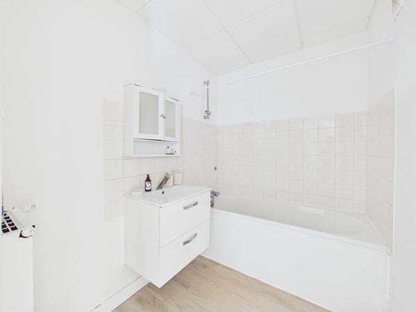 Appartement rénové Valence T3 de 57 m2 avec balcon et cave