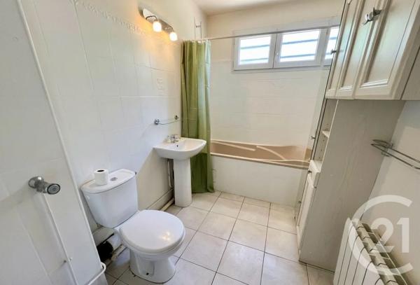 Appartement F1 à vendre  1 pièce - 29 m 2   LIVRY GARGAN  - 93