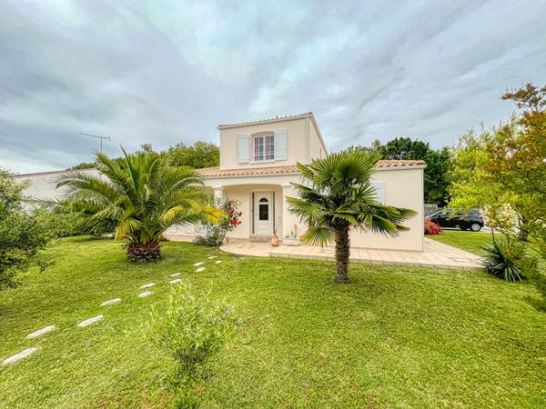 17200 ROYAN ROYAN