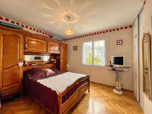17200 ROYAN ROYAN