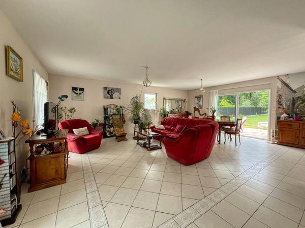 17200 ROYAN ROYAN