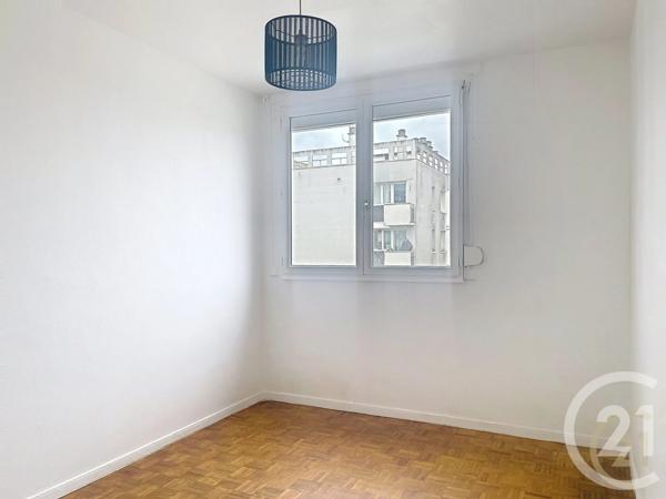 Appartement F3 à vendre  3 pièces - 55 m 2   BONDY  - 93