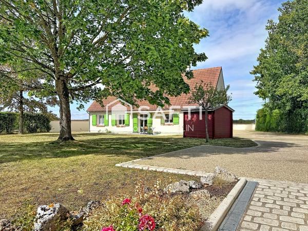 Jolie maison familiale de 5 chambres avec double garage + garage attenant
