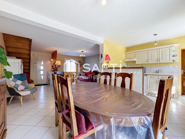 Jolie maison familiale de 5 chambres avec double garage + garage attenant