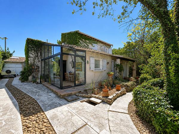 Maison 6 chambre(s) à vendre - Nîmes, Gard - 30