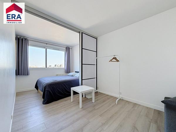 A VENDRE - 3/4 PIECES - 12e ETAGE VUE DEGAGEE