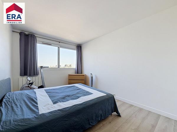 A VENDRE - 3/4 PIECES - 12e ETAGE VUE DEGAGEE