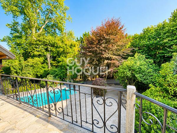 Maison 4 chambres garage piscine