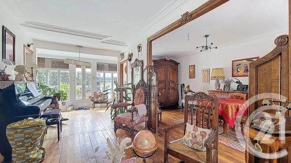 Maison à vendre  6 pièces - 126 m 2   VILLEMOMBLE  - 93