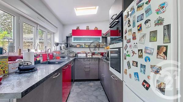 Maison à vendre  6 pièces - 126 m 2   VILLEMOMBLE  - 93