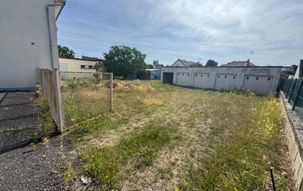 Vente Parking + box Soissons   