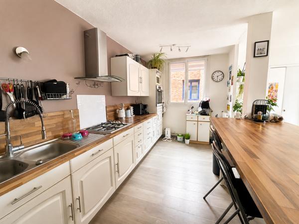 Appartement T4 avec balcon proche des parcs