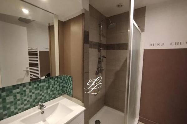 Location - Appartement 4 pièces 68 m 2 SABLE SUR SARTHE (72300)