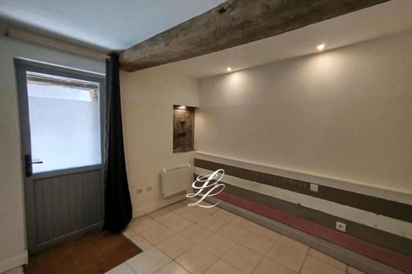 Location - Appartement 4 pièces 68 m 2 SABLE SUR SARTHE (72300)