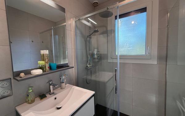 Maison à vendre    4 pièces •  Mende