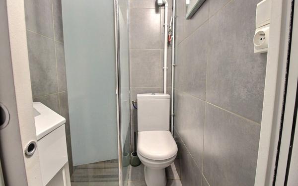 Appartement à vendre    1 pièce • 8,46 m2 Paris 6