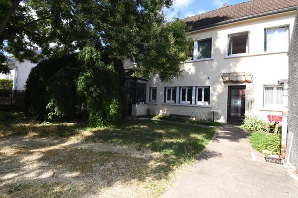 Maison en Pierre 124 m² 7 pièces – Secteur Recherché à Vieux Saint Apollinaire