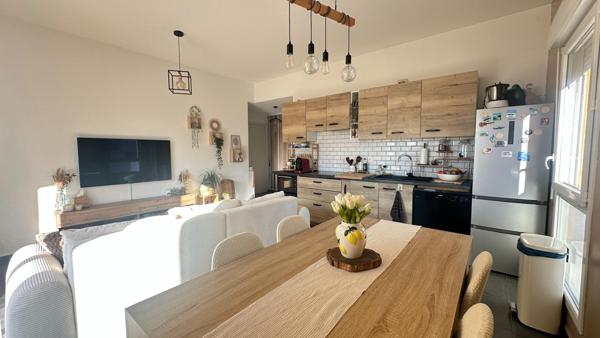 Appartement T3 coup de coeur dans résidence récente