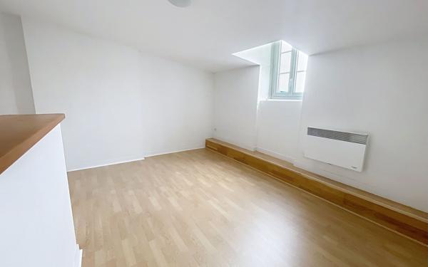 Appartement à vendre    2 pièces • 34,65 m2 La Rochelle