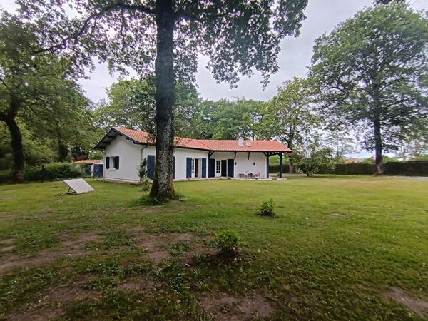 Maison Saubion 4 pièce(s) 120 m2