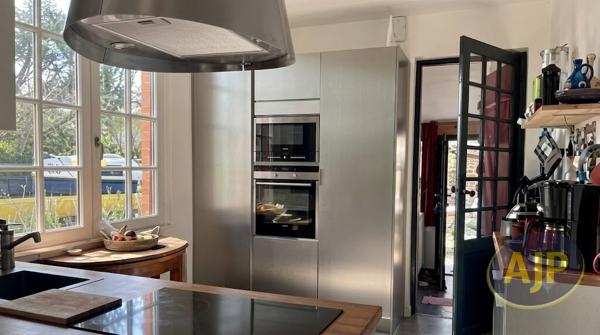 Maison à vendre Lanton - 4 pièces, 108m² avec 3 chambre(s) à 500 000€ - AJP Immobilier Andernos les Bains