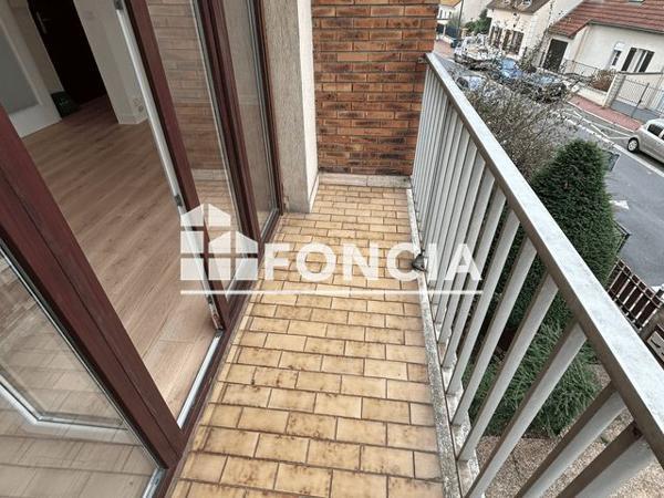 Location Appartement 4 pièces 80 m² - 85 BOULEVARD DU MOULIN DE LA TOUR Le Plessis Robinson 92350