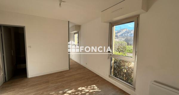 À vendre Studio 25 m² - Uzès 30700