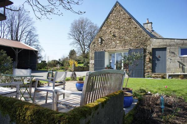 Coup de cœur assuré pour cette maison rénovée avec dépendances et seconde habitation à exploiter