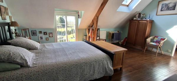 Coup de cœur assuré pour cette maison rénovée avec dépendances et seconde habitation à exploiter