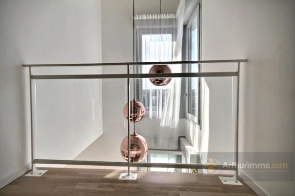 Vente                                                      Appartement
                        
                     5 pièces                      102 m2                     à Alfortville