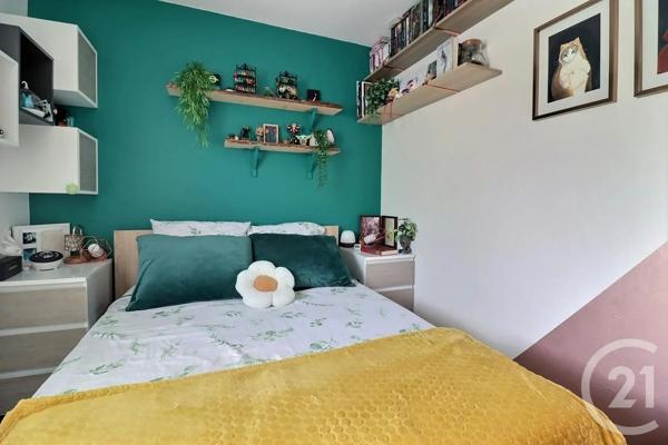 Appartement T2 à vendre  2 pièces - 31,55 m 2   ST RAPHAEL  - 83