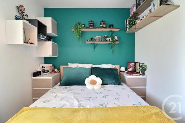 Appartement T2 à vendre  2 pièces - 31,55 m 2   ST RAPHAEL  - 83