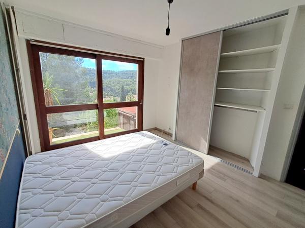 CARNOUX-EN-PROVENCE – GRANDE MAISON 201 M² – 3 LOGEMENTS – PISCINE – GRAND GARAGE – VUE DÉGAGÉE